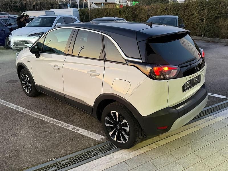 Usata Opel Crossland X 131 CV (96 kW) 2024 Bianco SUV