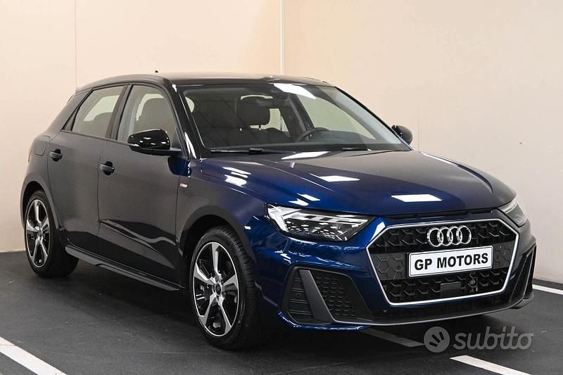 Blu Usata 2025 Audi A1 S-Line Tre volumi | 26.900 € (Buon prezzo) - Immagine 1/4