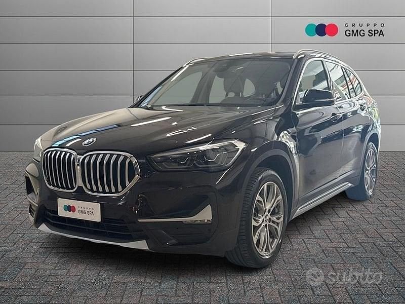 Marrone Usata 2021 BMW X1 Comfort Edition SUV | 26.990 € (Cara) - Immagine 1/4