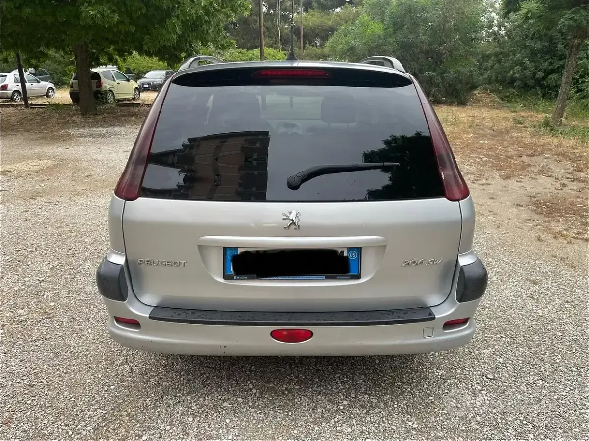 Usata Peugeot 206 68 CV (50 kW) 2006 Grigio Station wagon
