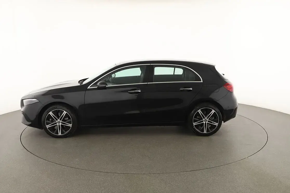 Usata Mercedes A250 Premium 218 CV (160 kW) 2023 Nero Berlina