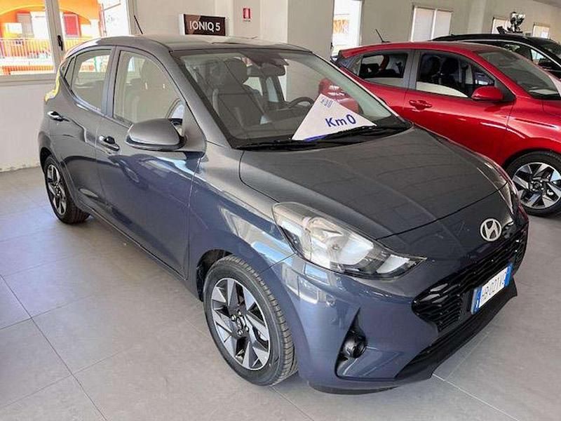 Nuova Hyundai i10 63 CV (46 kW) 2026 Grigio scuro Utilitaria