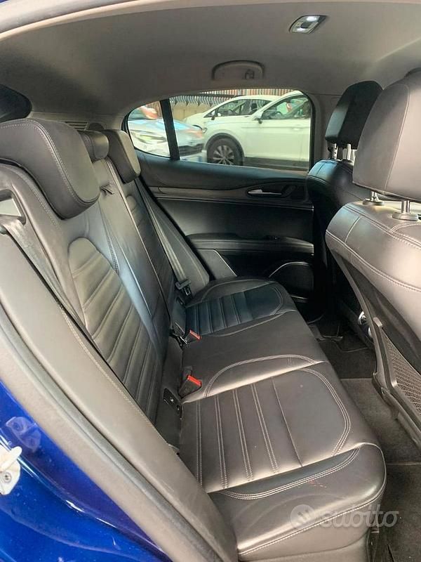 Usata Alfa Romeo Stelvio 201 CV (147 kW) 2020 Blu SUV