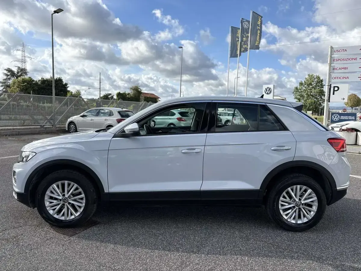 Usata VW T-Roc Business 116 CV (85 kW) 2021 Grigio SUV