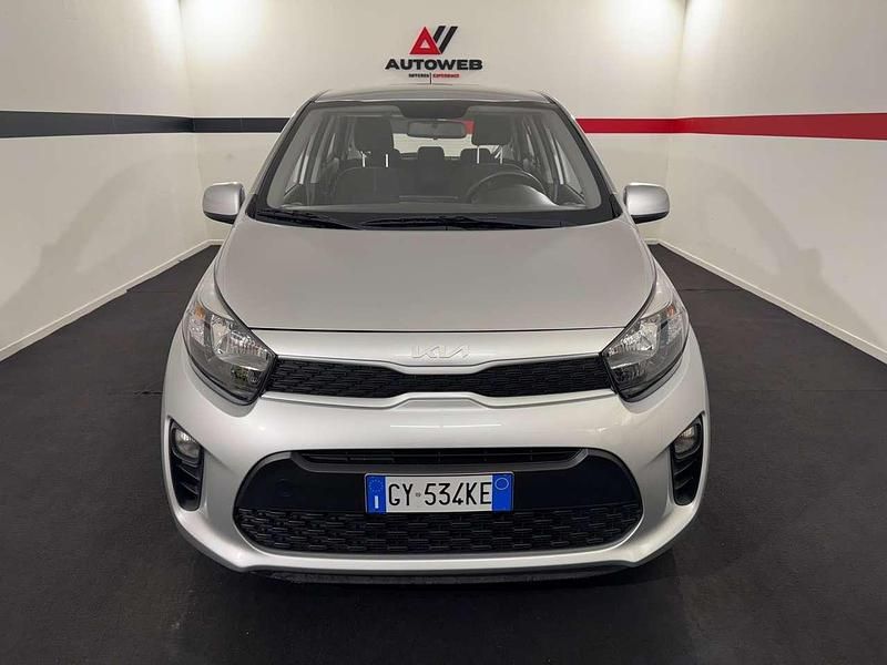 Usata Kia Picanto X-Line 67 CV (49 kW) 2021 Argento Utilitaria