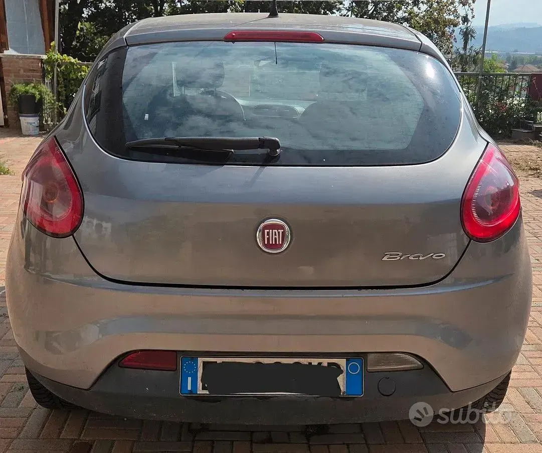 Usata Fiat Bravo 105 CV (77 kW) 2013 Utilitaria