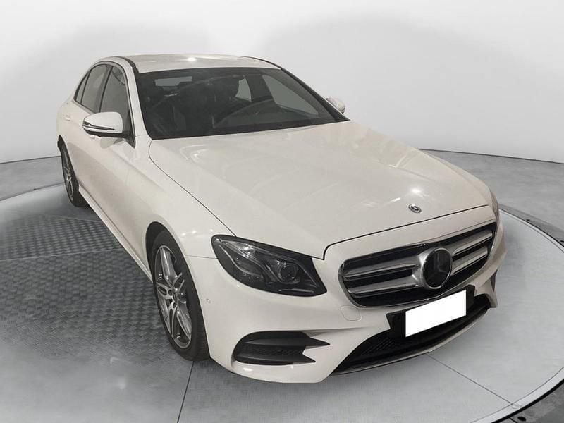 Usata Mercedes E220 Premium 194 CV (142 kW) 2021 Bianco Berlina