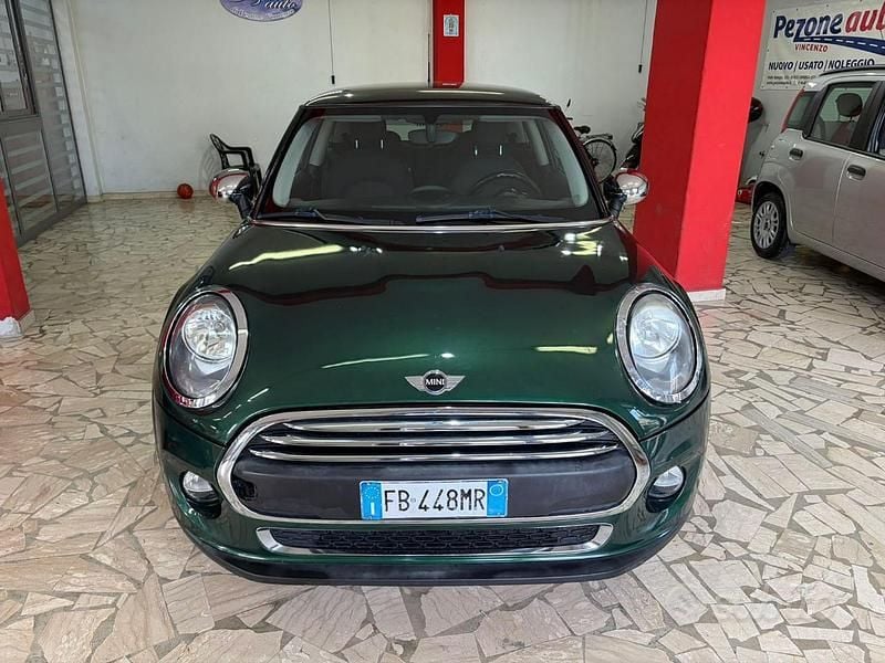 Usata Mini Cooper D Business 2015 Verde Utilitaria