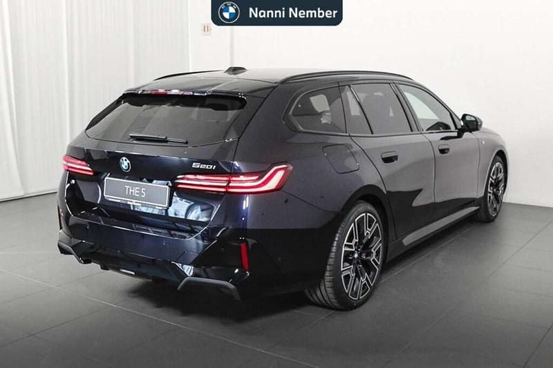 Nuova BMW 520 M Sport 208 CV (152 kW) 2026 Carbon black metallizzato Station wagon