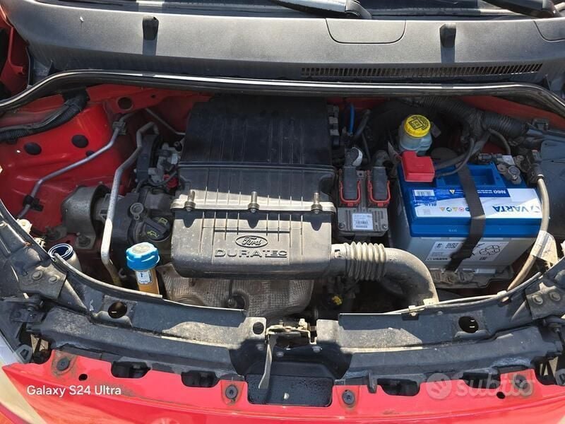 Usata Ford Ka 69 CV (50 kW) 2011 Rosso Utilitaria