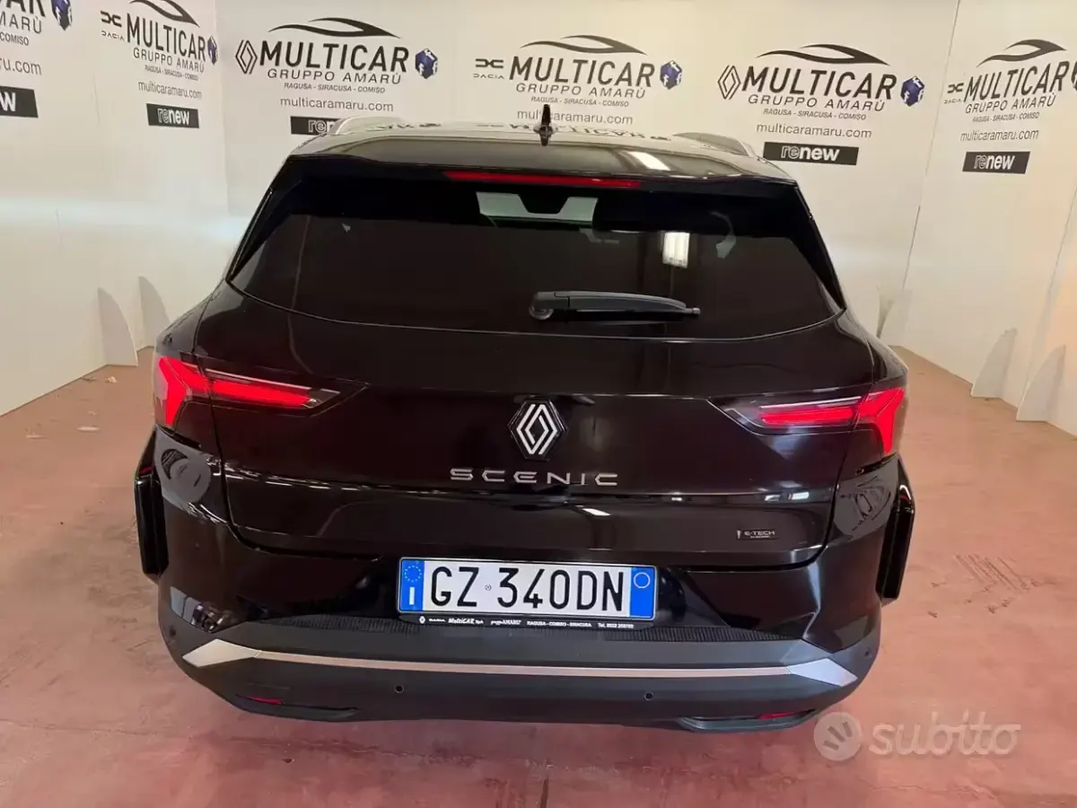 Usata Renault Scenic E-Tech Komfort 55 kW (75 CV) 2025 Nero SUV