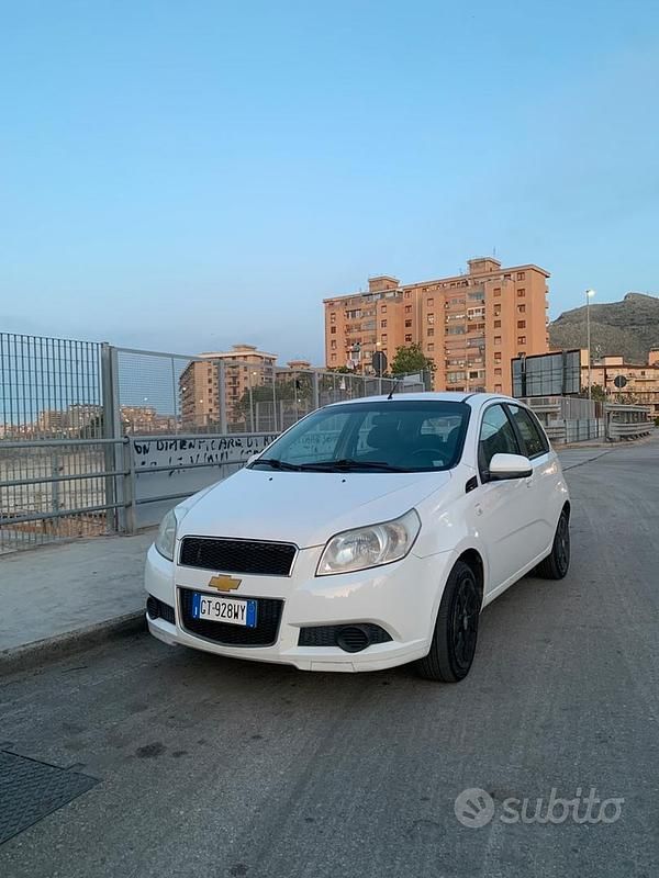 Usata Chevrolet Aveo 2010 Bianco Utilitaria