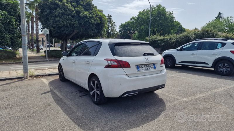 Usata Peugeot 308 92 CV (67 kW) 2016 Bianco Utilitaria