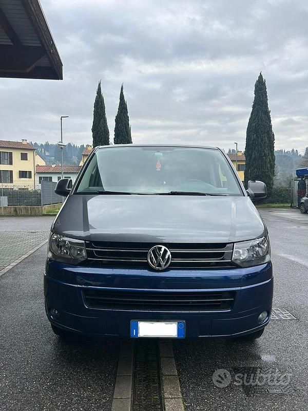 Begagnad VW Multivan Startline 140 HK (102 kW) 2013 Grå Van