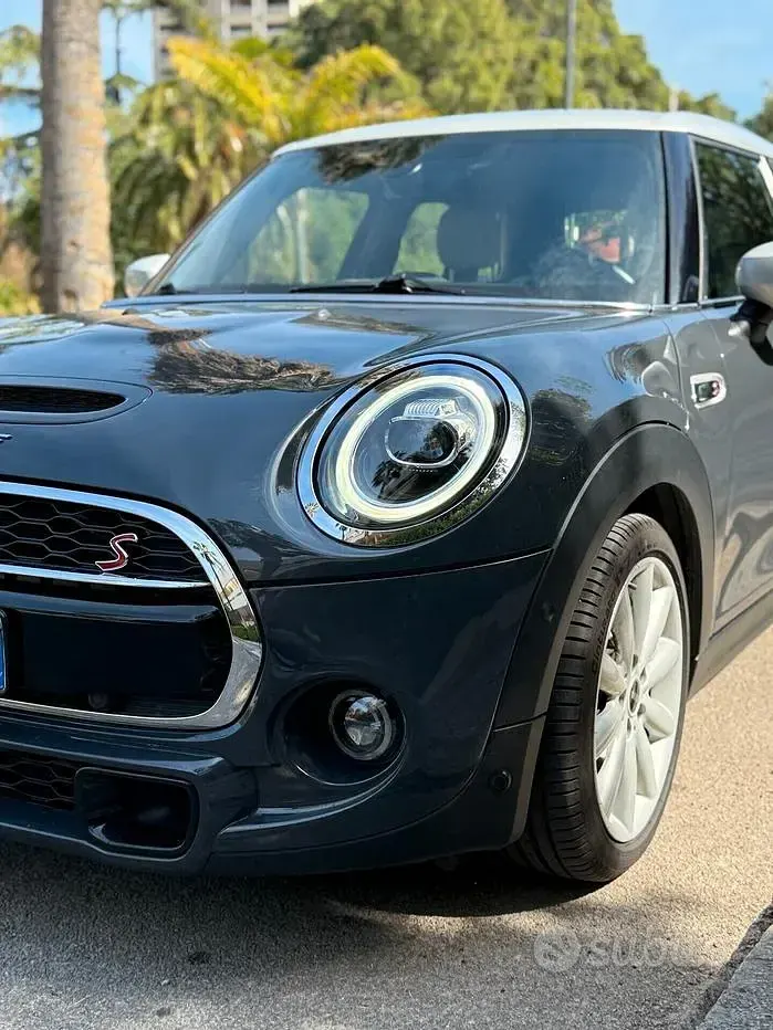 Usata Mini Cooper S 192 CV (141 kW) 2020 Grigio Utilitaria