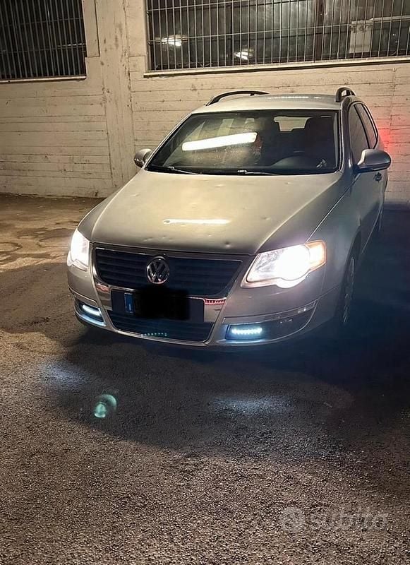 Usata 2006 VW Passat Station wagon | 1500 € (Ottimo prezzo) - Immagine 1/2