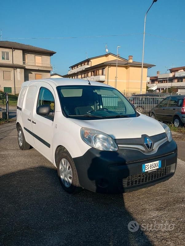 Usata Renault Kangoo 90 CV (66 kW) 2013 Bianco Monovolume