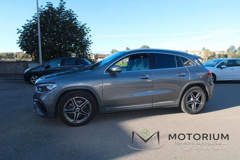 Usata Mercedes GLA220 Premium 190 CV (139 kW) 2021 Grigio SUV