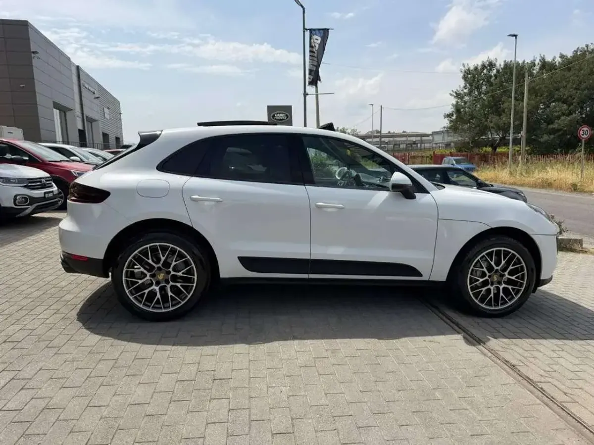 Usata Porsche Macan 250 CV (183 kW) 2018 Bianco SUV