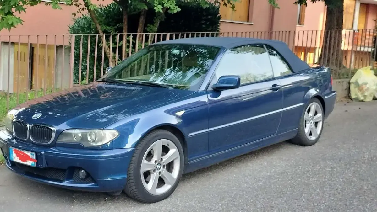 Usata BMW 318 Cabriolet 143 CV (105 kW) 2004 Cabrio