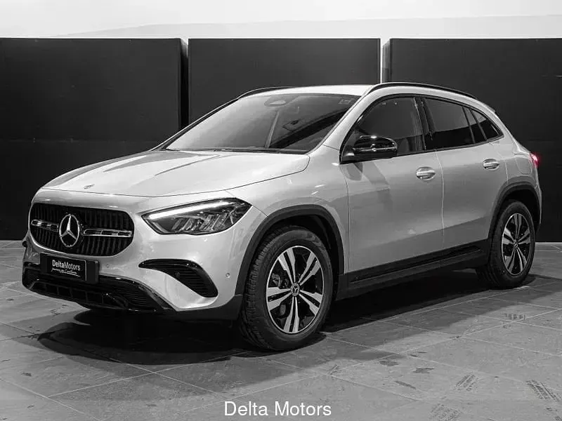 Usata Mercedes GLA200 Progressive 150 CV (110 kW) 2026 SUV