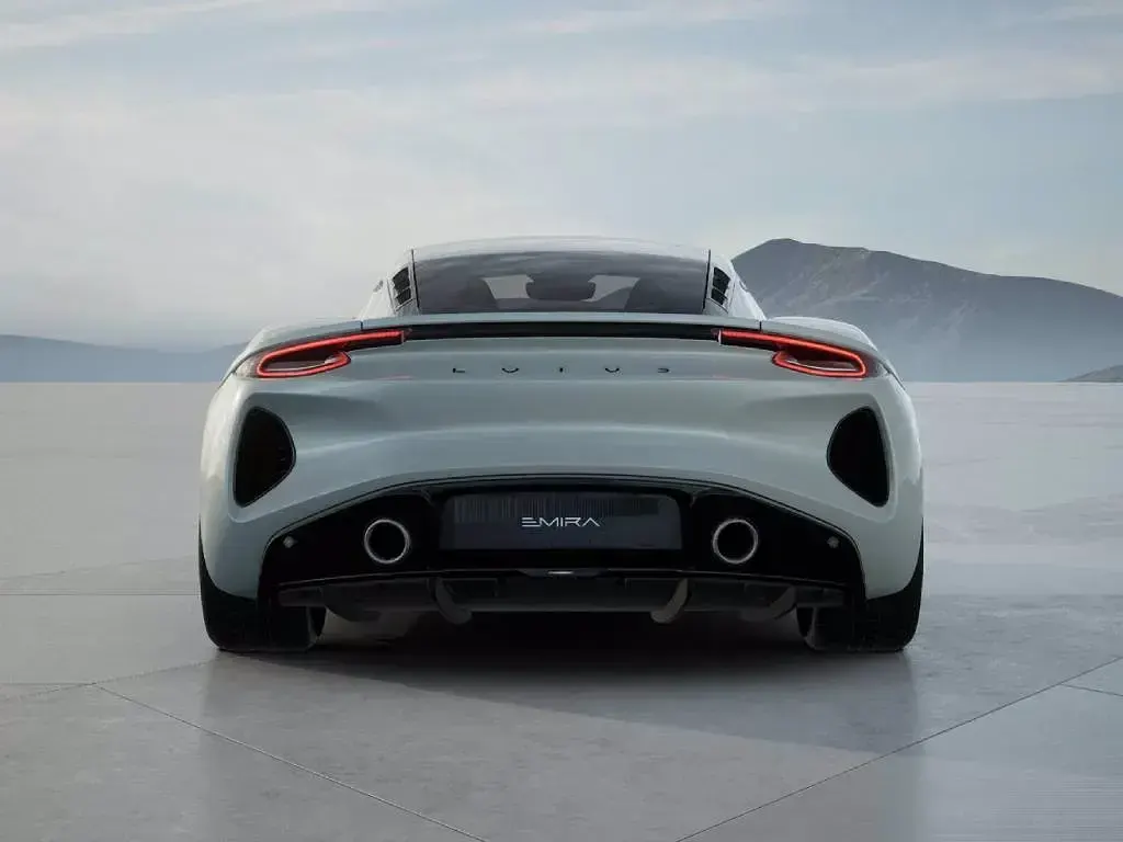 Nuova Lotus Emira 364 CV (267 kW) 2026 Coupé
