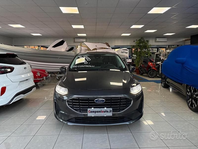 Grigio Usata 2023 Ford Fiesta Titanium Tre volumi | 13.500 € (Ottimo prezzo) - Immagine 1/4