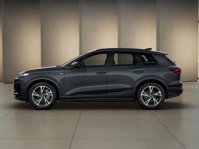 Nuova Audi Q6 e-tron S-Line 185 kW (252 CV) 2025 Grigio magnete SUV