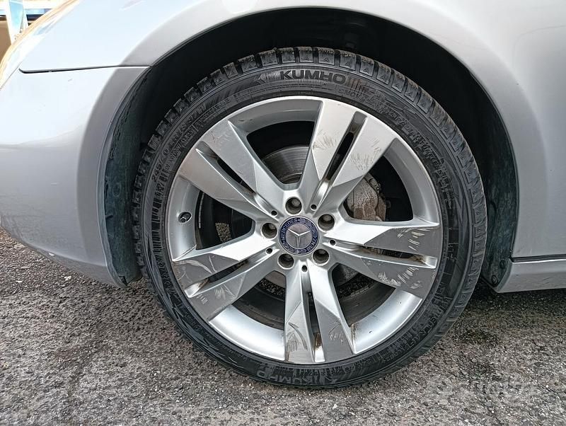 Usata Mercedes CLS320 224 CV (164 kW) 2009 Grigio Berlina