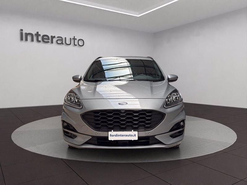 Usata Ford Kuga ST-Line X 225 CV (165 kW) 2022 Solar silver SUV