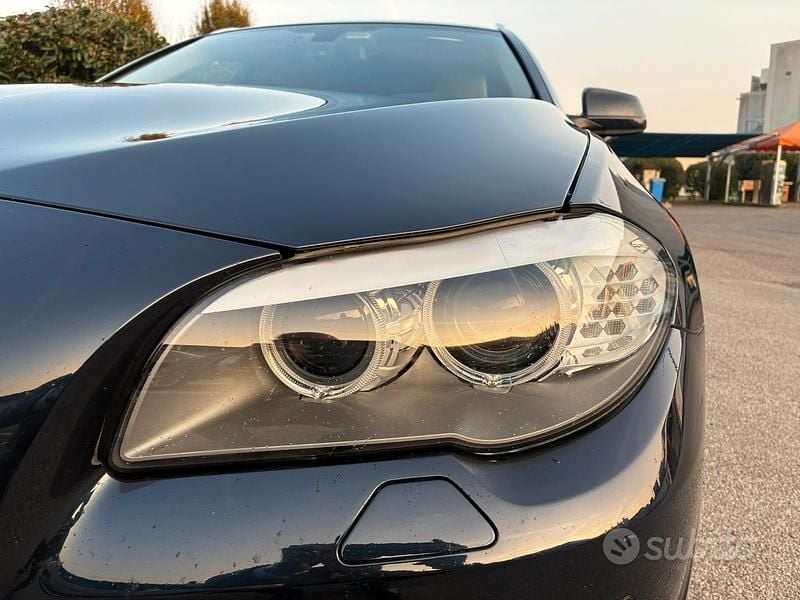 Usata BMW 525 218 CV (160 kW) 2013 Blu Station wagon