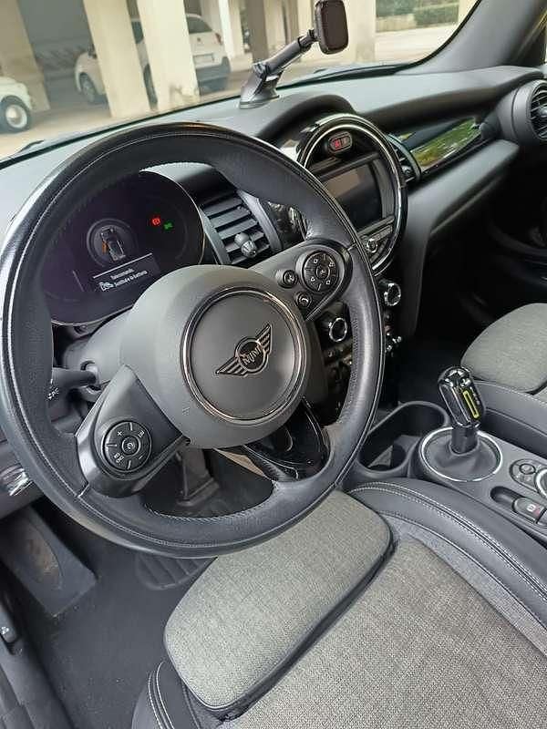 Usata Mini Cooper SE 75 kW (102 CV) 2020 Utilitaria