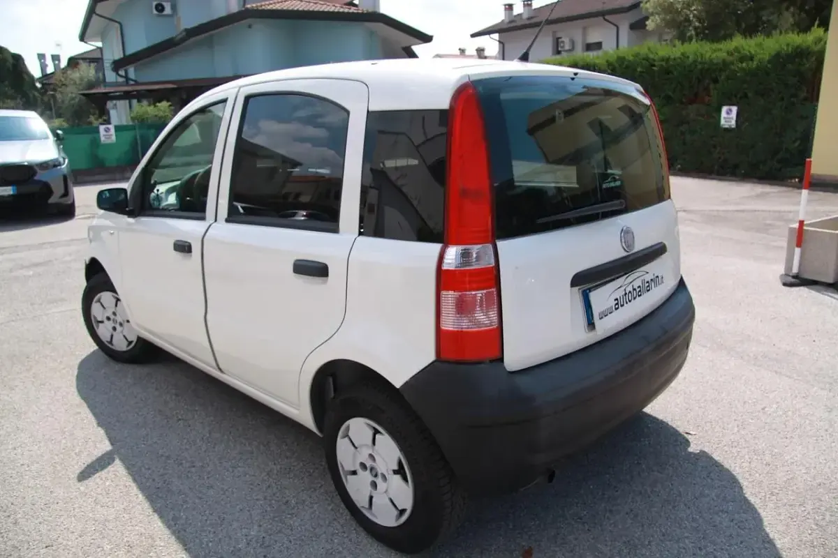 Usata Fiat Panda Active 69 CV (50 kW) 2009 Bianco Utilitaria