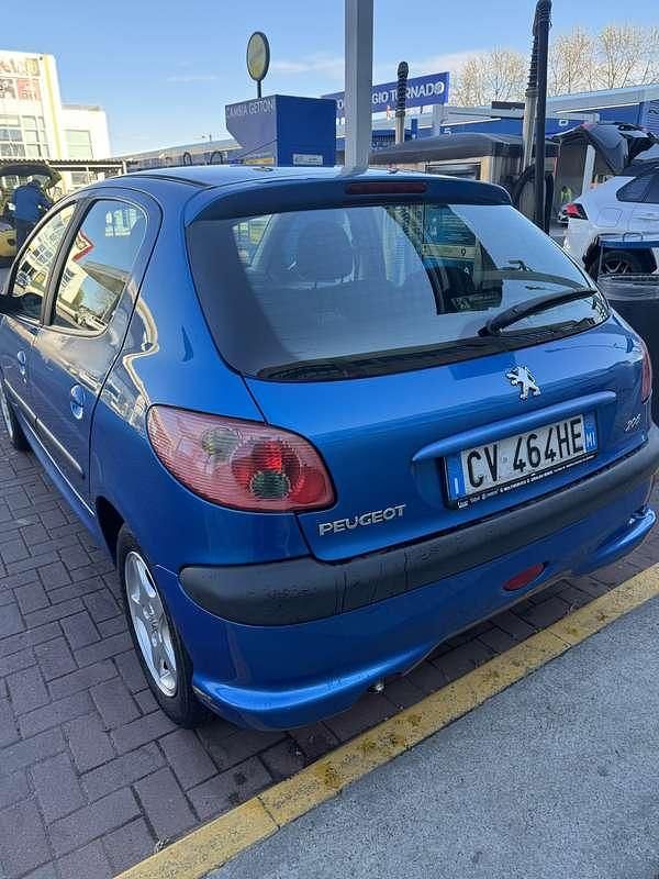 Usata Peugeot 206 60 CV (44 kW) 2005 Blu Berlina