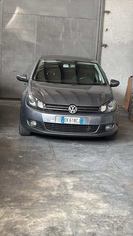 Usata VW Golf VI 140 CV (102 kW) 2011 Grigio Utilitaria
