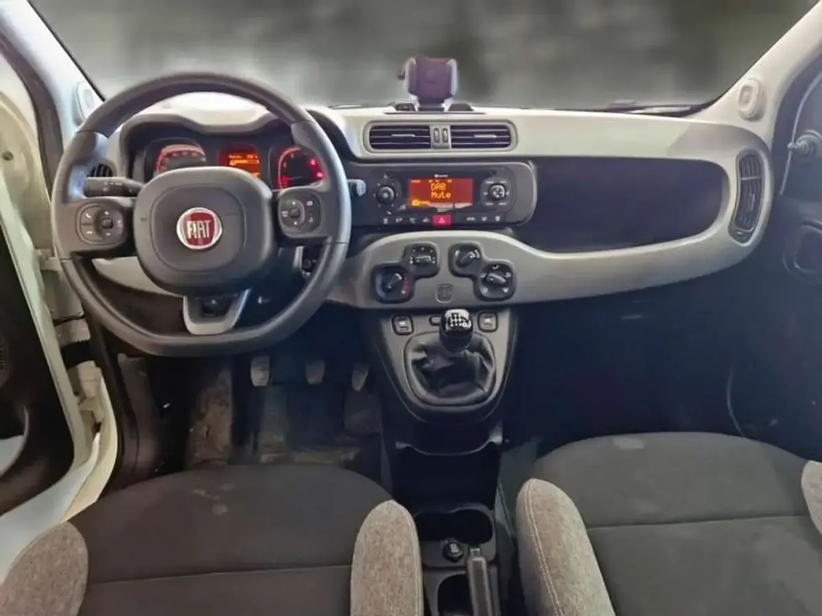 Usata Fiat Panda Street 69 CV (50 kW) 2021 Bianco Utilitaria