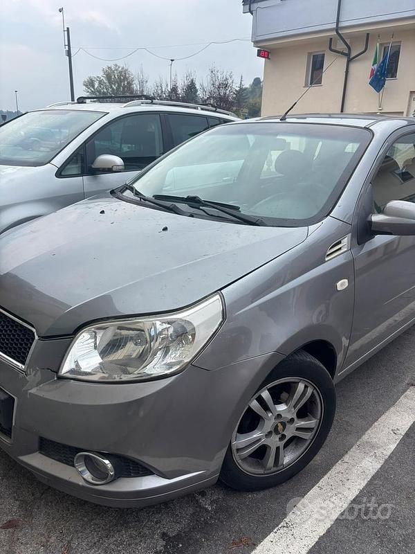Usata Chevrolet Aveo 84 CV (61 kW) 2009 Grigio Berlina