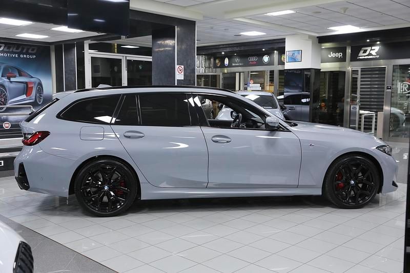 Usata BMW 320e M Sport 190 CV (139 kW) 2025 Grigio Station wagon
