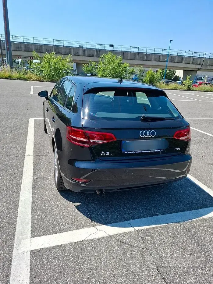 Usata Audi A3 110 CV (80 kW) 2017 Nero Berlina