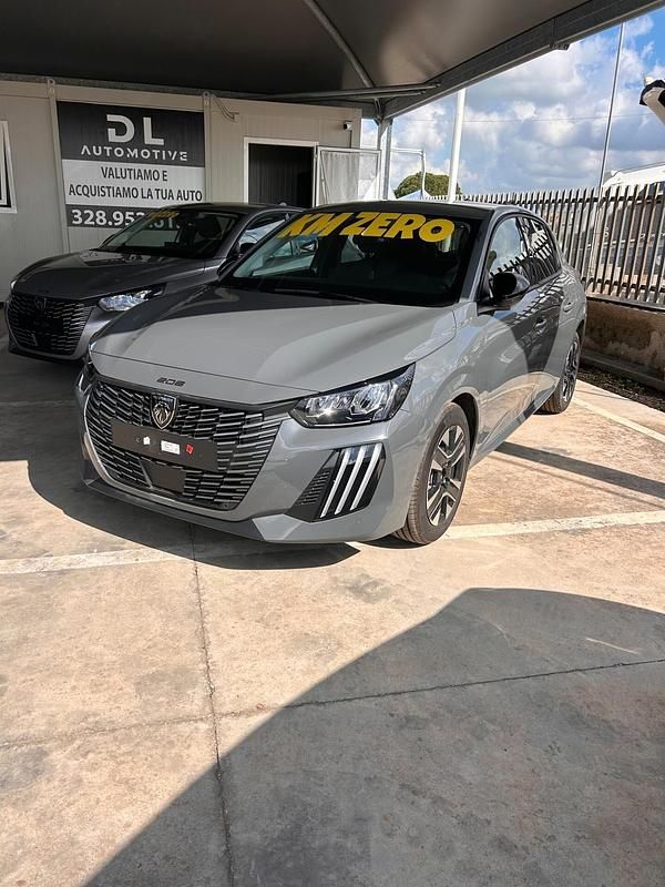 Nuova Peugeot 208 Allure 100 CV (73 kW) 2025 Grigio Utilitaria