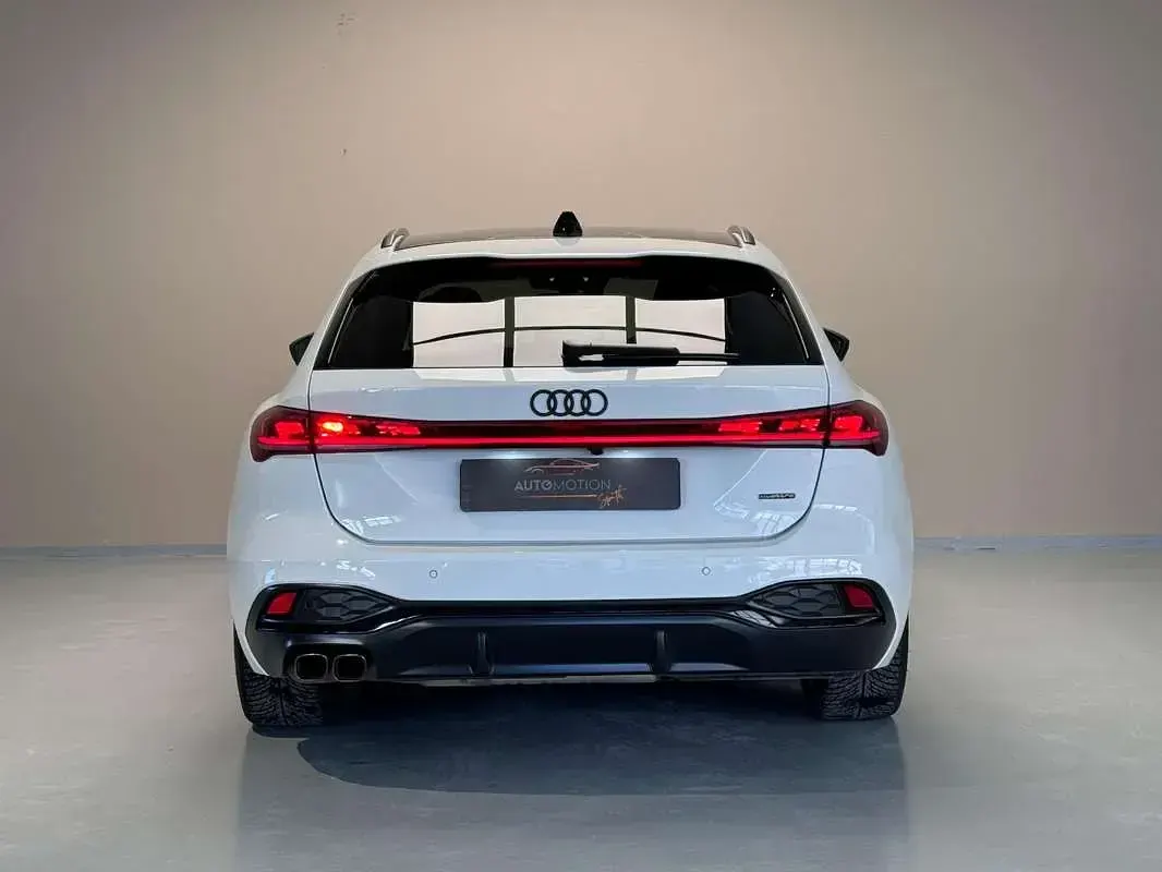 Usata Audi A5 S-Line 204 CV (150 kW) 2025 Bianco Station wagon