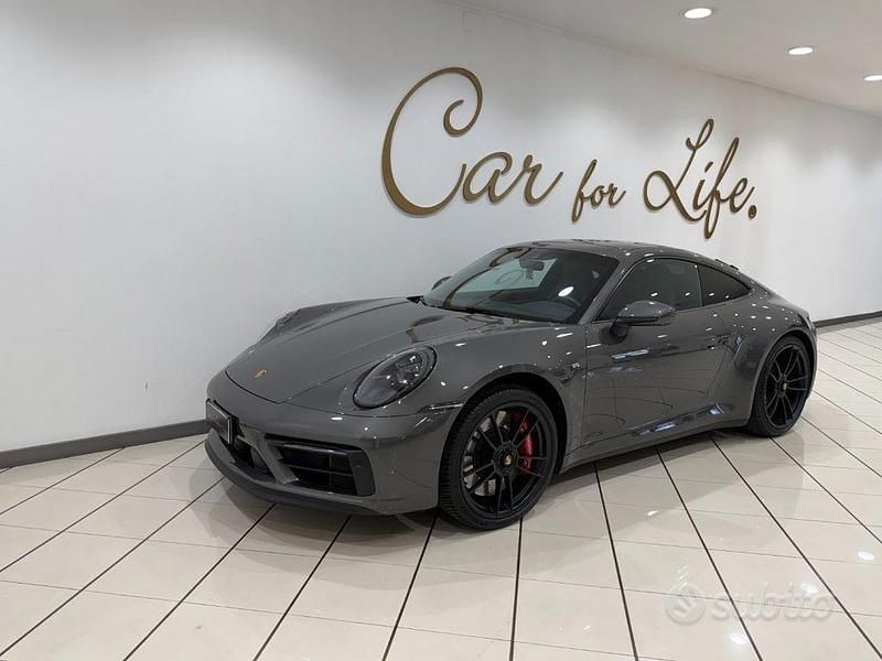 Usata Porsche 911 Carrera GTS 480 CV (353 kW) 2023 Grigio scuro Coupé
