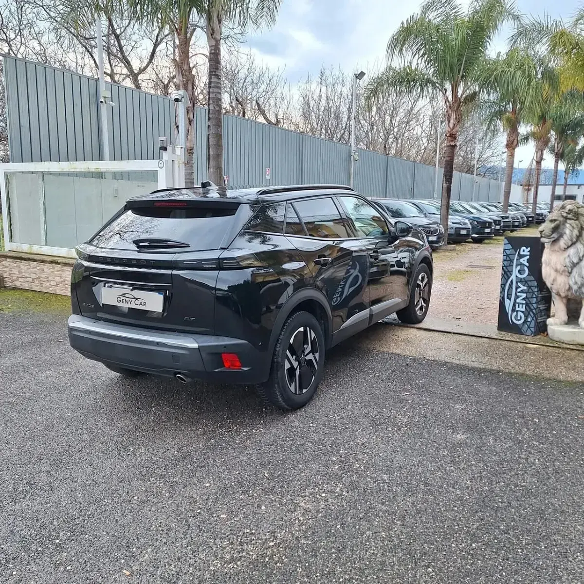 Usata Peugeot 2008 Allure 102 CV (75 kW) 2025 Nero SUV