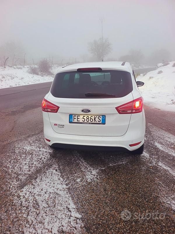 Usata Ford B-MAX Titanium X 75 CV (55 kW) 2017 Bianco Monovolume