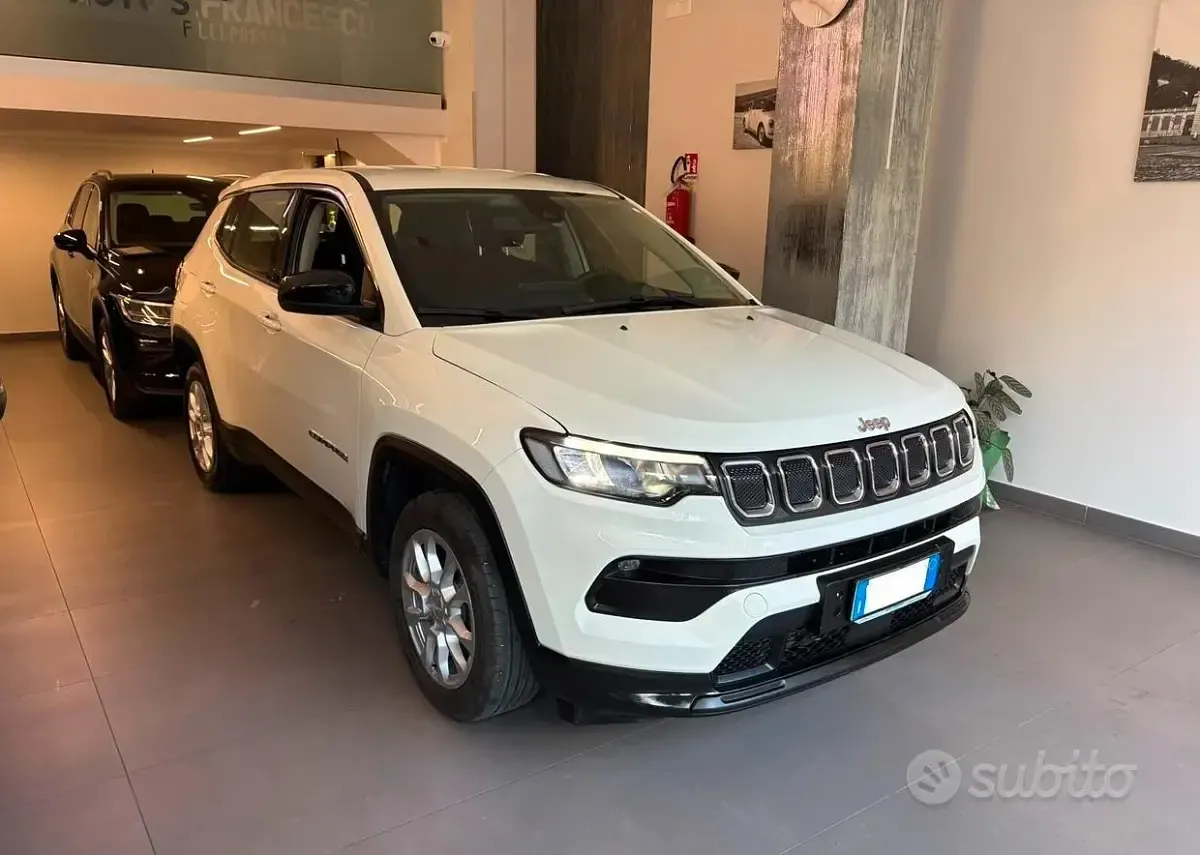 Usata Jeep Compass 131 CV (96 kW) 2022 Bianco SUV