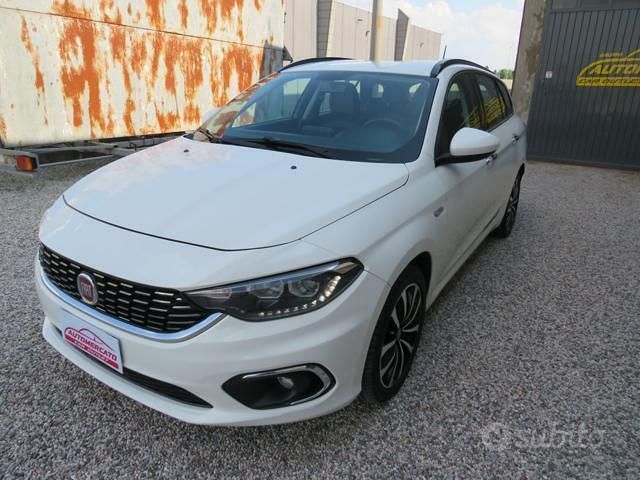 Usata Fiat Tipo Lounge 120 CV (88 kW) 2018 Bianco Station wagon