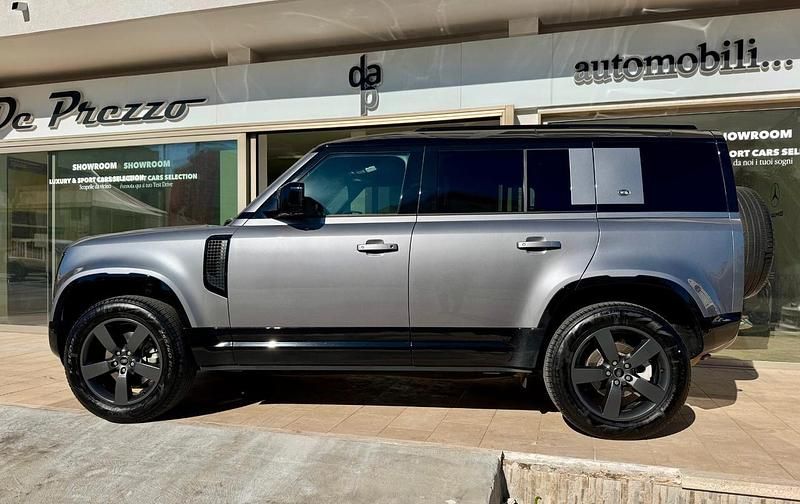 Usata Land Rover Defender HSE Dynamic 248 CV (182 kW) 2023 Grigio SUV