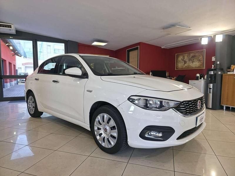 Usata Fiat Tipo Opening Edition 120 CV (88 kW) 2016 Bianco Berlina