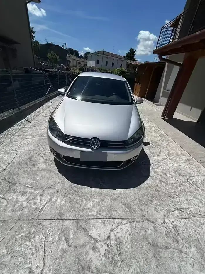 Usata VW Golf VI 140 CV (102 kW) 2011 Utilitaria