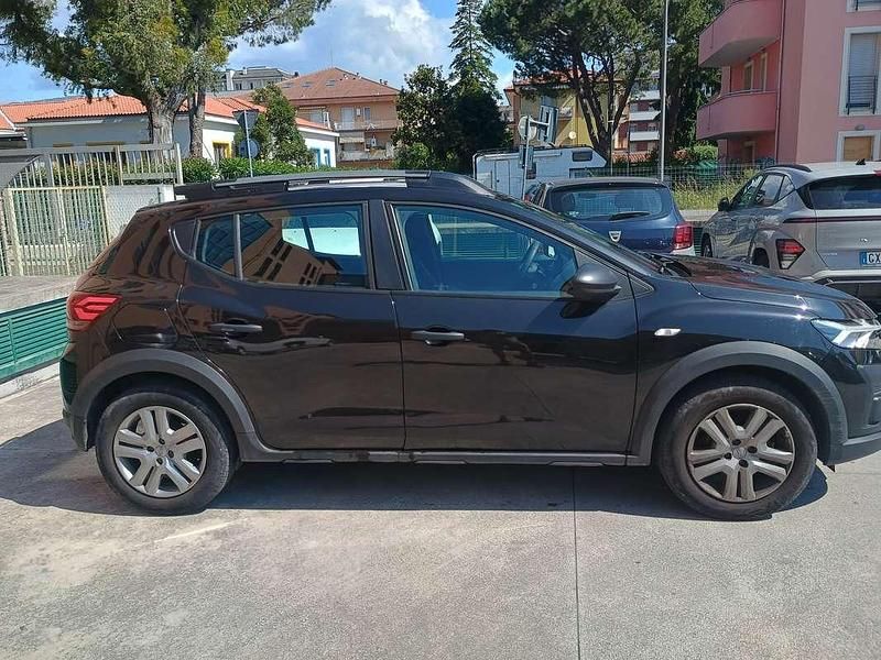 Usata Dacia Sandero Essentiel 91 CV (66 kW) 2023 Nero Berlina